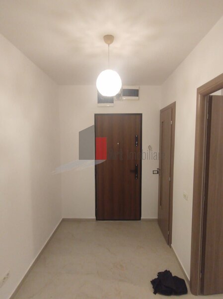 Piata Resita, vanzare apartament 3 camere.